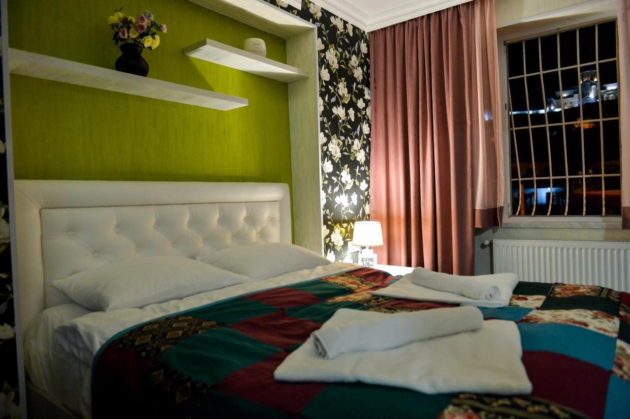 Hostel Look Кутаиси Экстерьер фото
