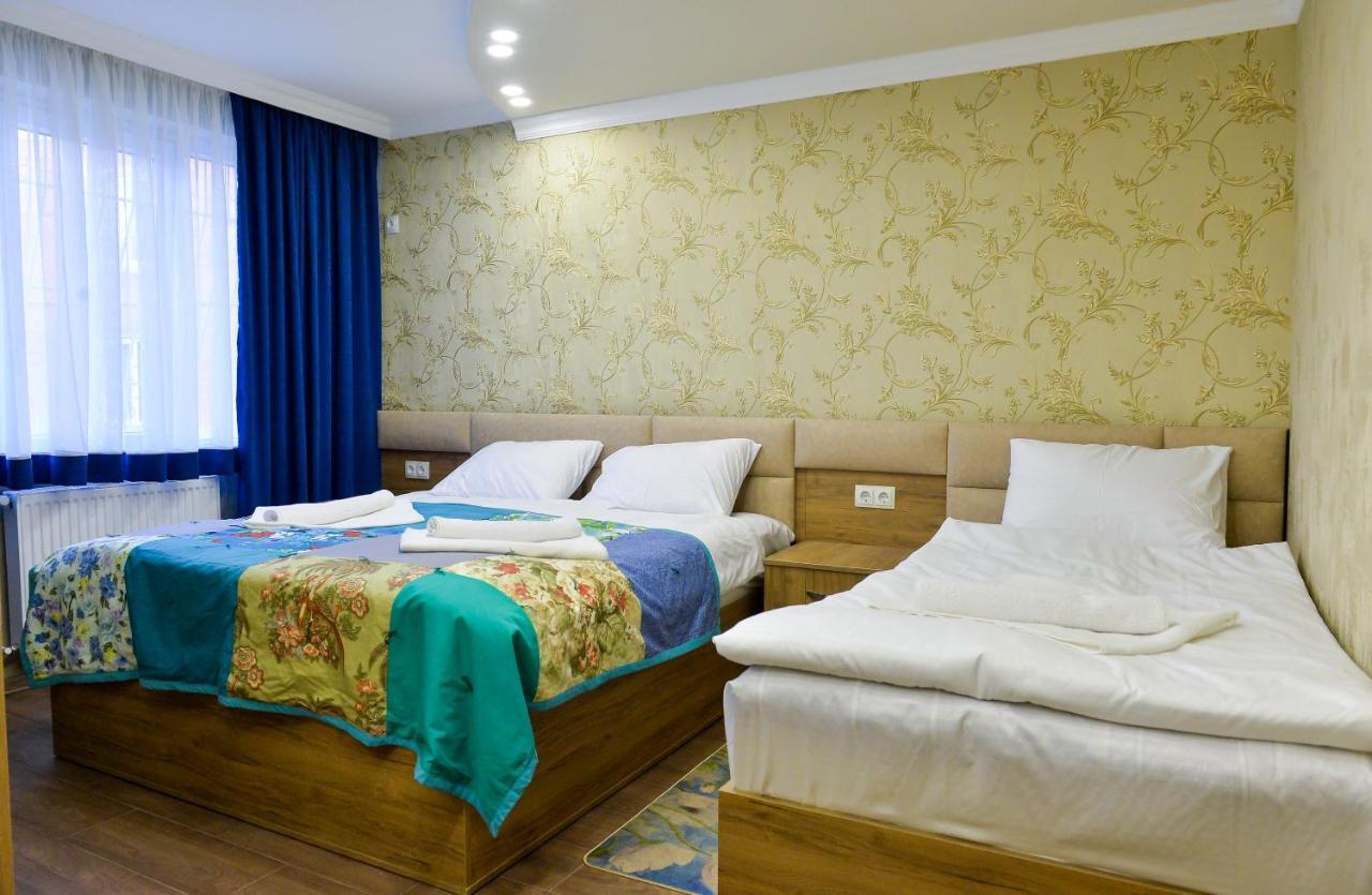 Hostel Look Кутаиси Экстерьер фото