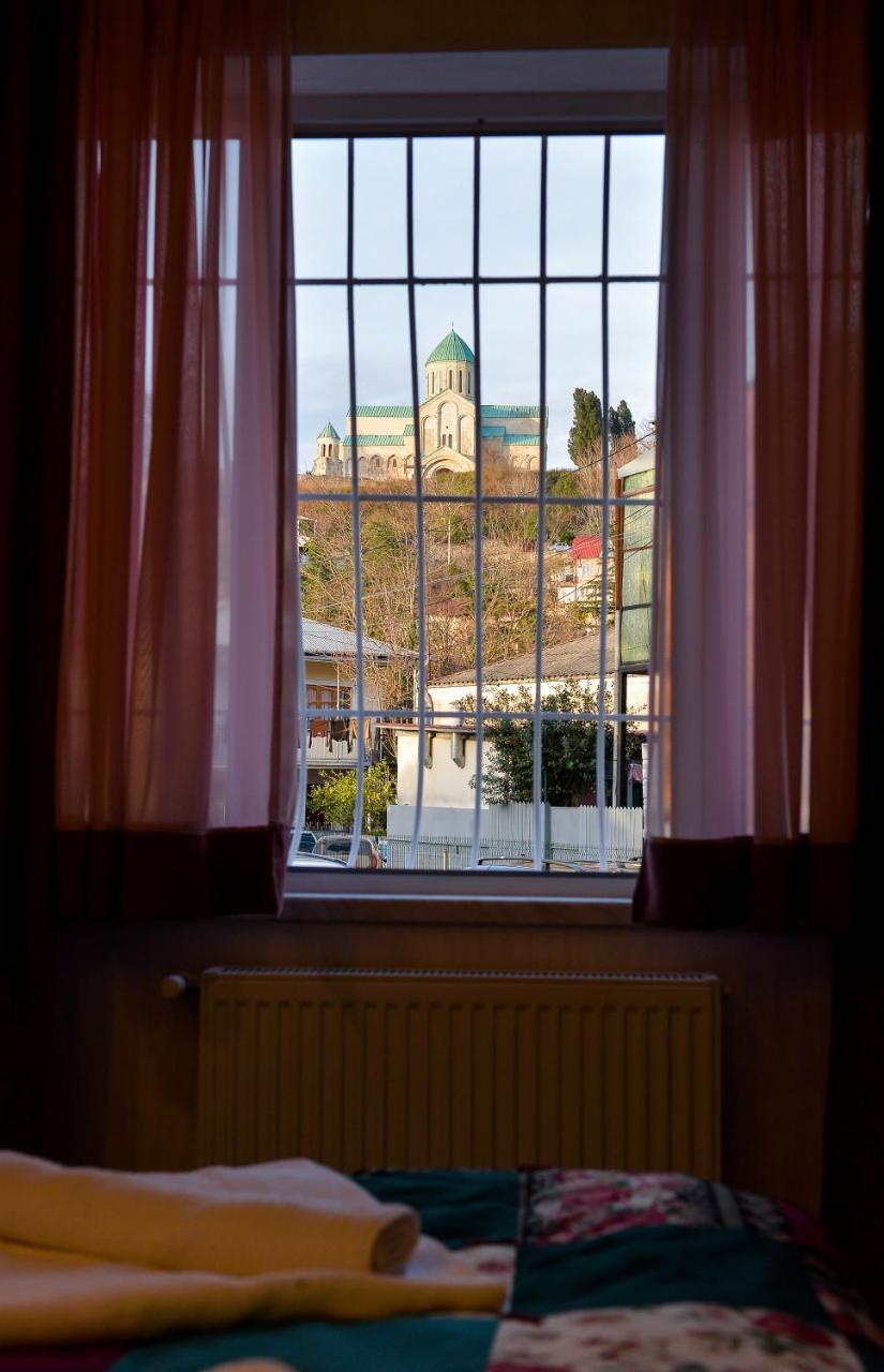 Hostel Look Кутаиси Экстерьер фото
