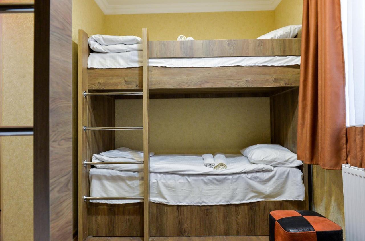 Hostel Look Кутаиси Экстерьер фото