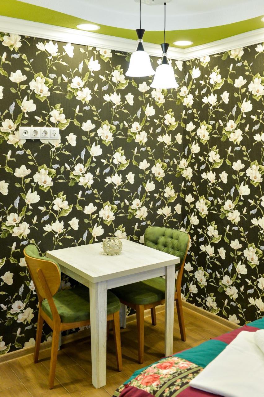 Hostel Look Кутаиси Экстерьер фото