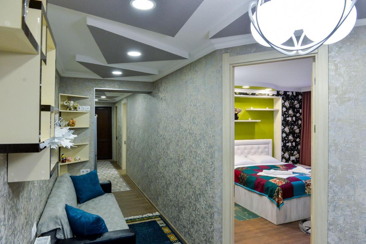 Hostel Look Кутаиси Экстерьер фото